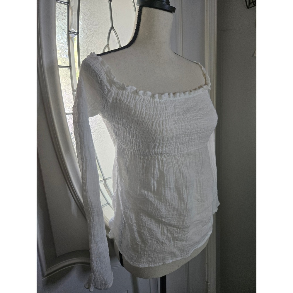 Wet Seal White Smocked Off Shoulder Top Size Small‎ Boho Cottagecore Long Sleeve - Picture 5 of 7
